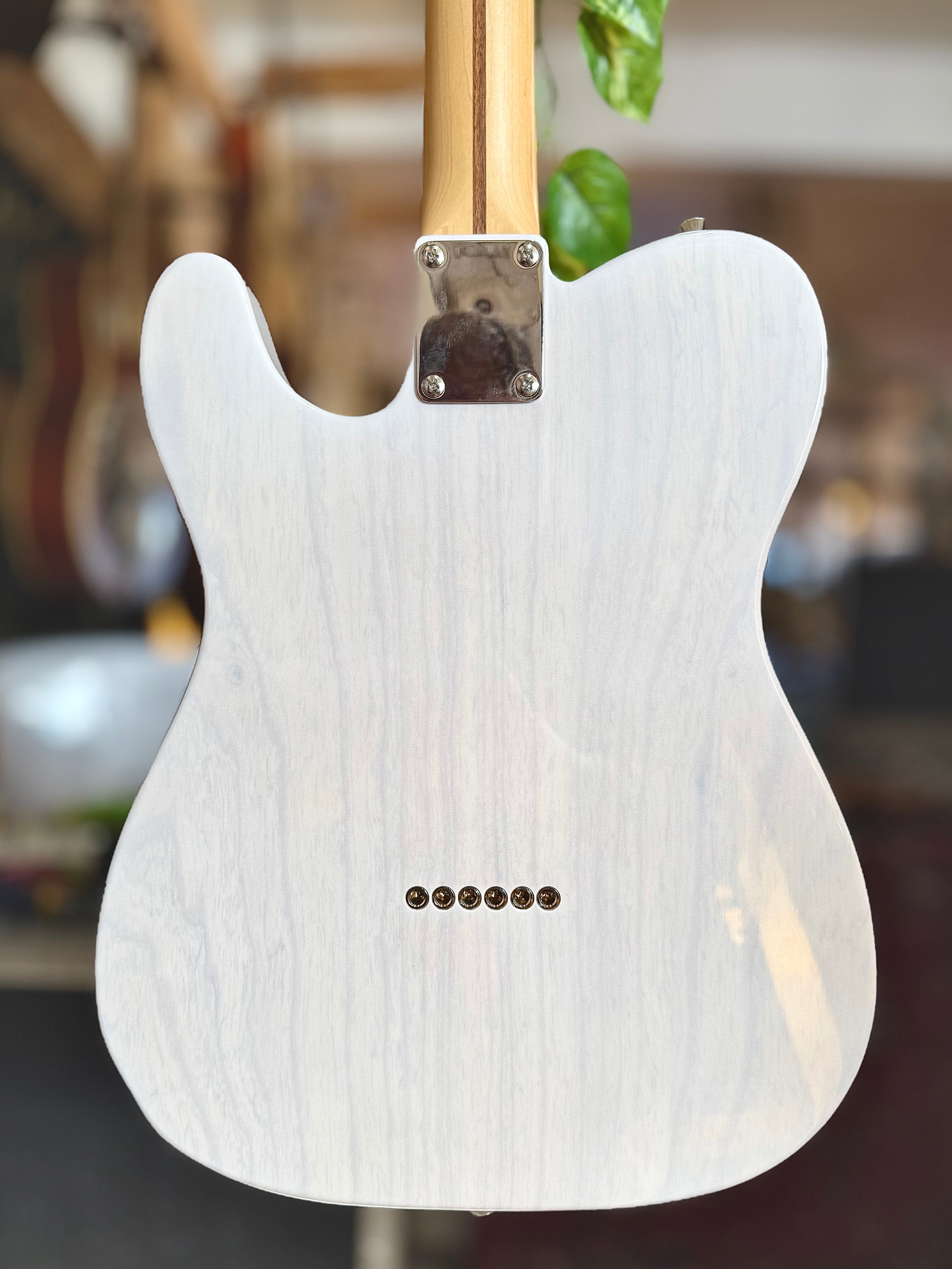 FGN | MIJ | Neo Classic Series | NTE110MAHT | White Blonde FGN | MIJ | Neo Classic Series | NTE110MAHT | White Blonde